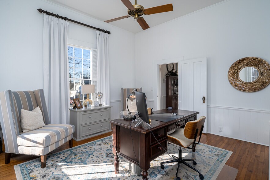 More Photos Of 360 E Main St, Canton Office Residential For Lease