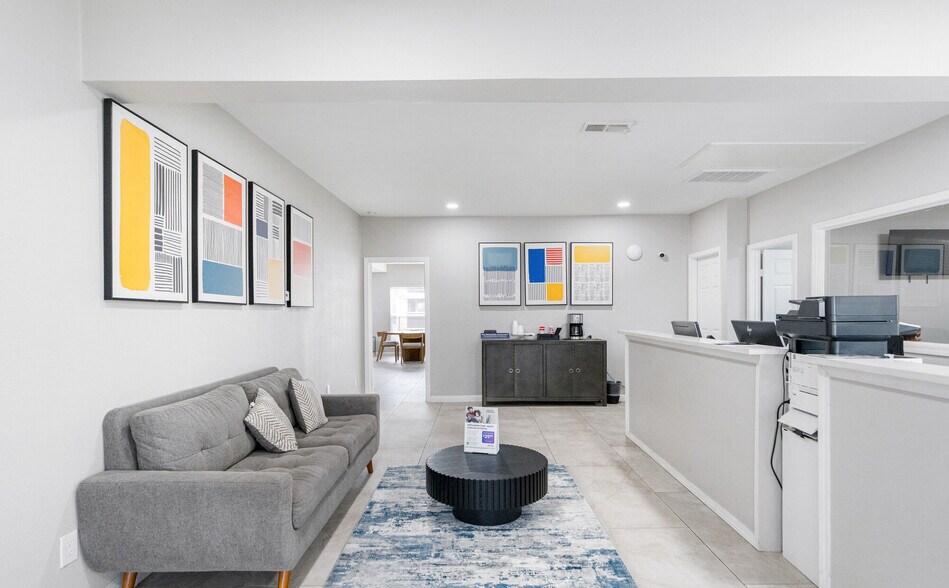 More Photos Of 8600 S Course Dr, Houston Apartments For Sale