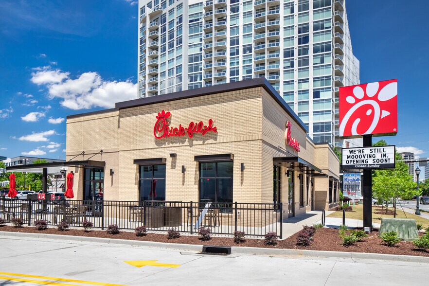Primary Photo Of 3234 NE Peachtree Rd, Atlanta Fast Food For Sale