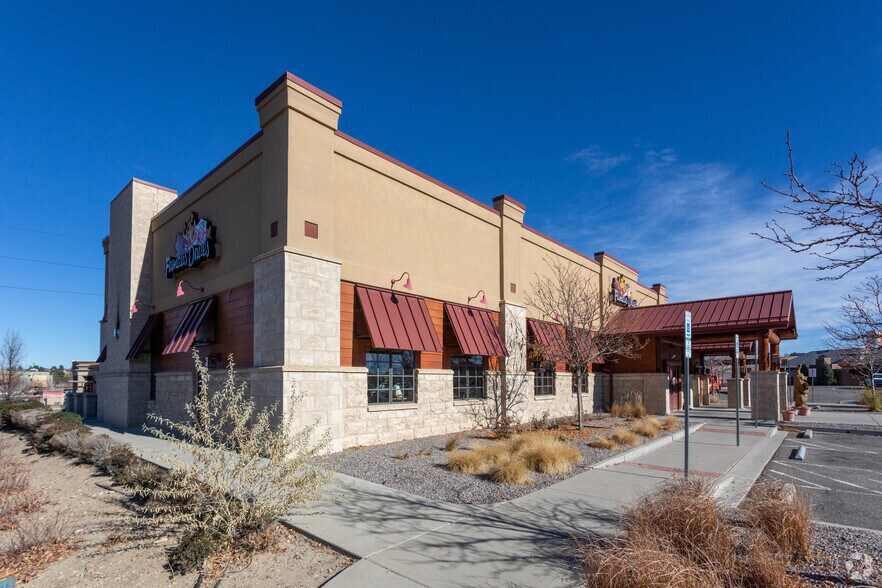 More Photos Of 15725 E Briarwood Cir, Aurora Restaurant For Sale