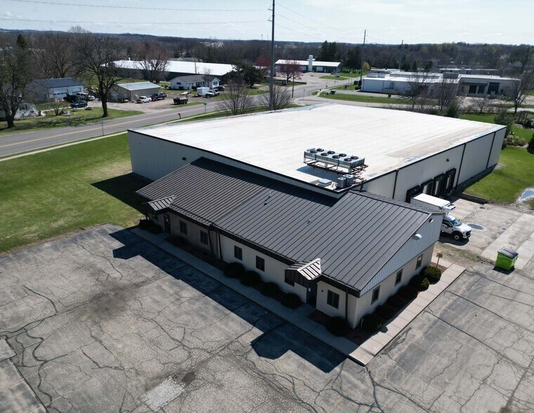 More Photos Of 1028 Mulberry St, Lake Mills Refrigeration Cold Storage For Sale