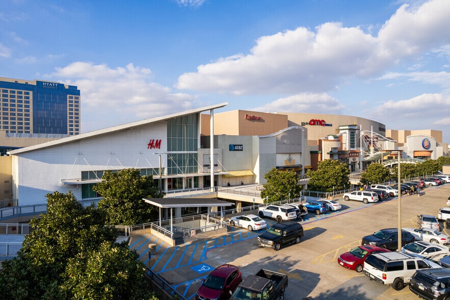 More Photos Of 2601 Preston Rd, Frisco Unknown For Lease