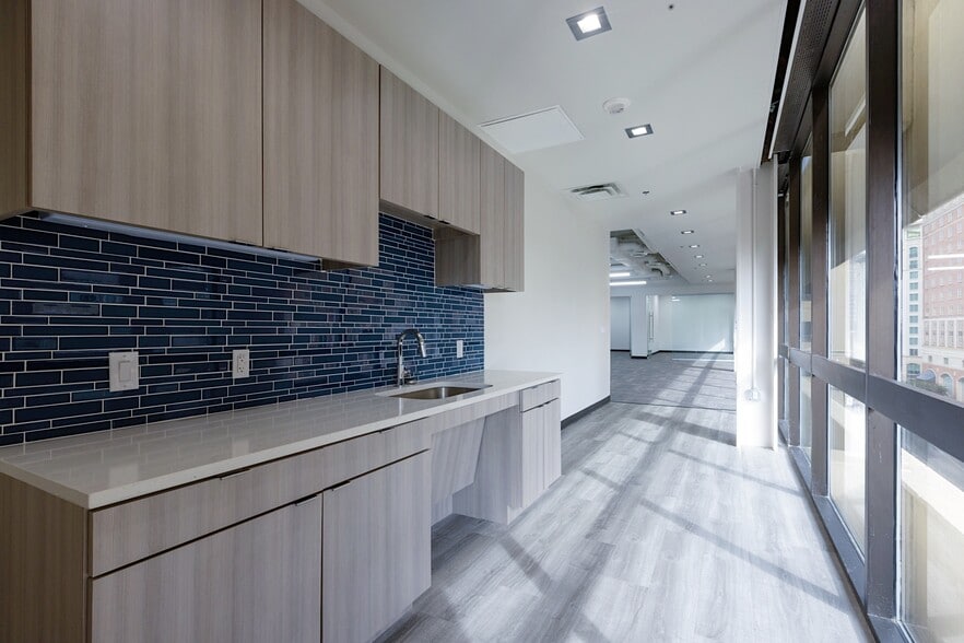 More Photos Of 106 S Saint Marys St, San Antonio Office For Lease