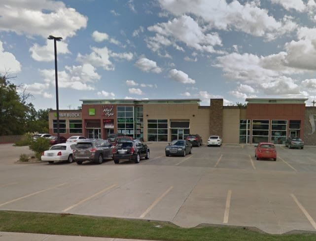 More Photos Of 3414 NW Cache Rd, Lawton Loft Creative Space For Lease