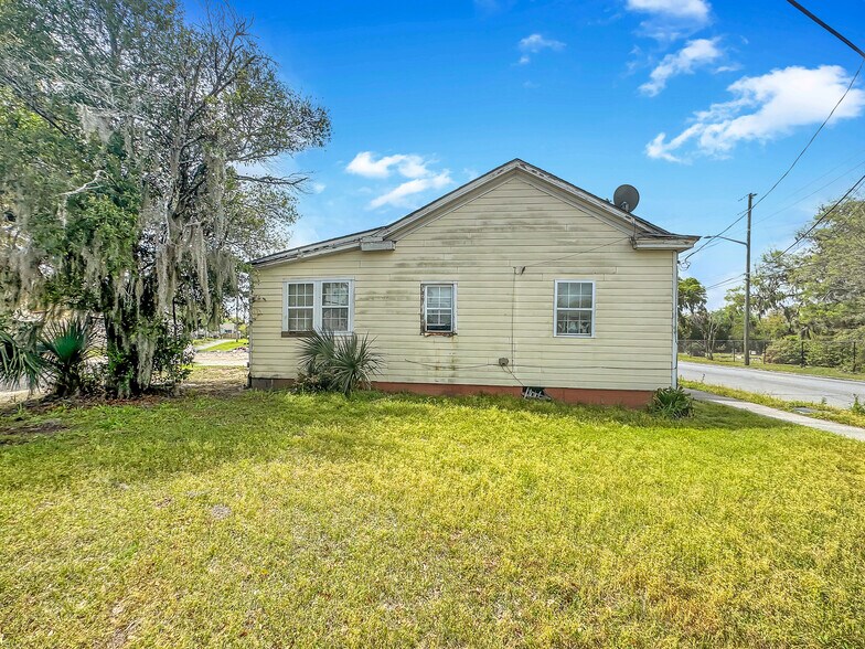 More Photos Of 1610 Ogeechee Rd, Savannah Apartments For Sale