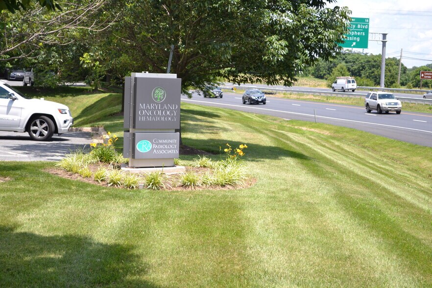 More Photos Of 46B Thomas Johnson Dr, Frederick Medical For Lease