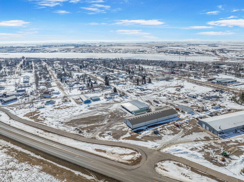 More Photos Of 50101 Highway 52 N, Kenmare Warehouse For Sale