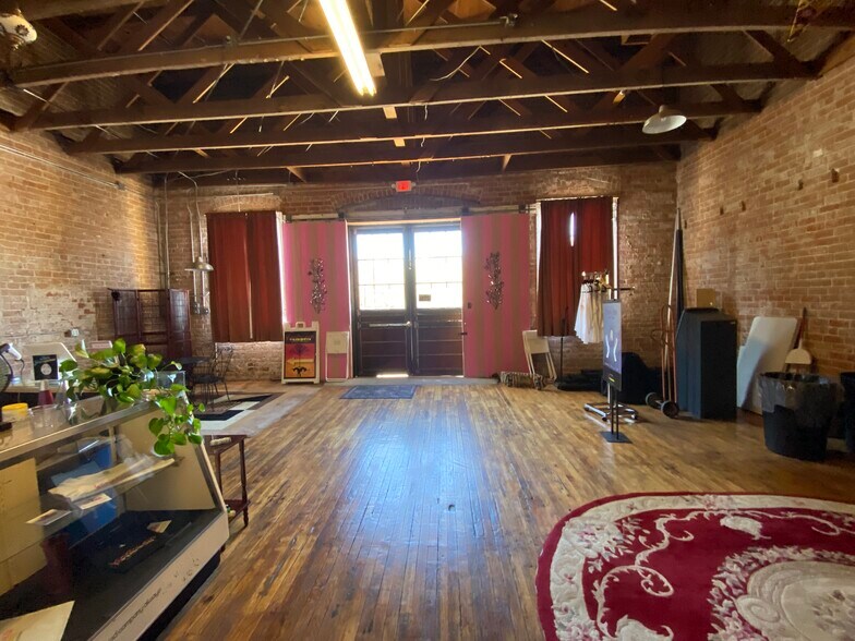 More Photos Of 15-19 E Toole Ave, Tucson Storefront For Lease