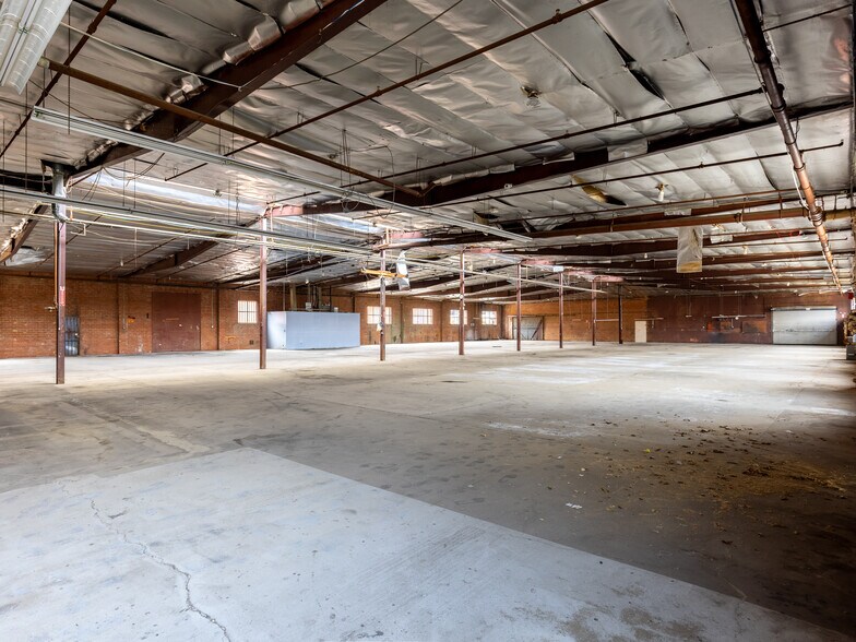 More Photos Of 1155 N McKinley Ave, Compton Warehouse For Sale