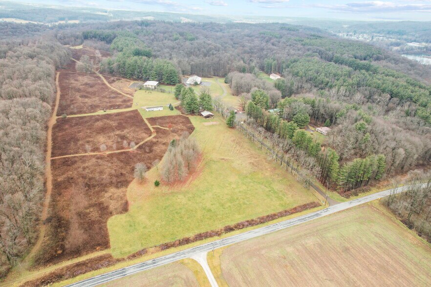 More Photos Of 5734 Durbin Rd, Bellville Specialty For Sale