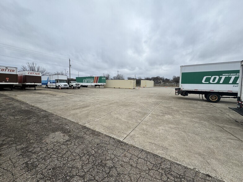 More Photos Of 905 Miami St, Akron Warehouse For Sale
