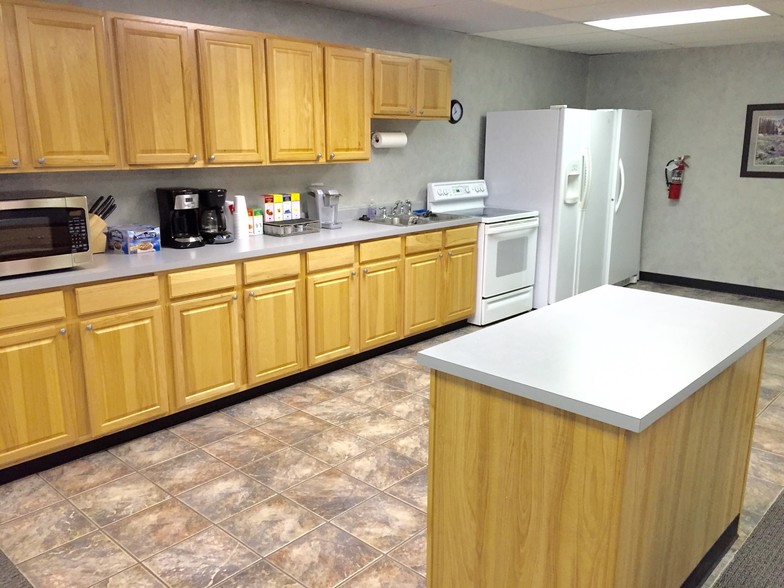 More Photos Of 3001 S Jamaica Ct, Aurora Office Residential For Sale