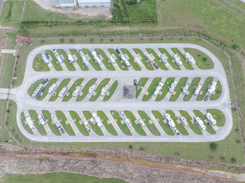 Primary Photo Of 7213 Highway 1, Boyce Manufactured Housing Mobile Home Park For Sale