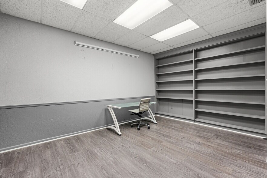 More Photos Of 220 N Palmetto Ave, Orlando Office For Lease