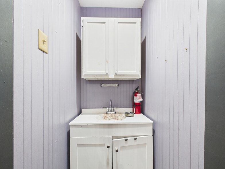 More Photos Of 329 E Dayton Dr, Fairborn Storefront Retail Office For Sale