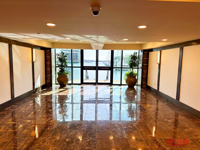 More Photos Of 25 W Cedar St, Pensacola Office For Sale