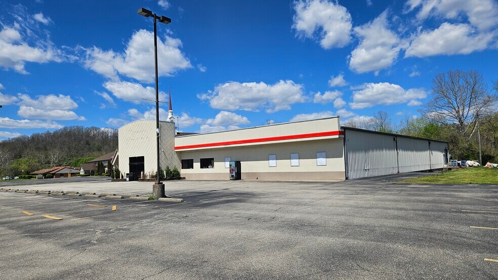 More Photos Of 7123 WV-152, Wayne General Retail For Sale