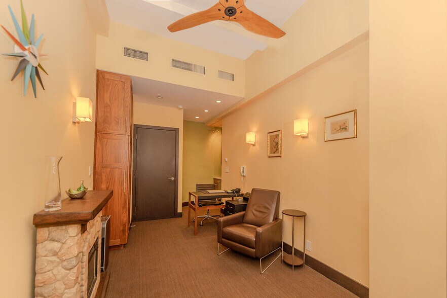 More Photos Of 51 Fifth Ave, New York Apartments For Sale