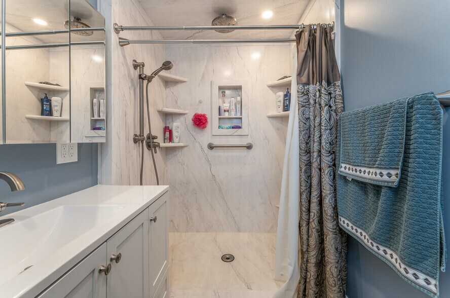 More Photos Of 417 Mountain Rd, Lebanon Specialty For Sale