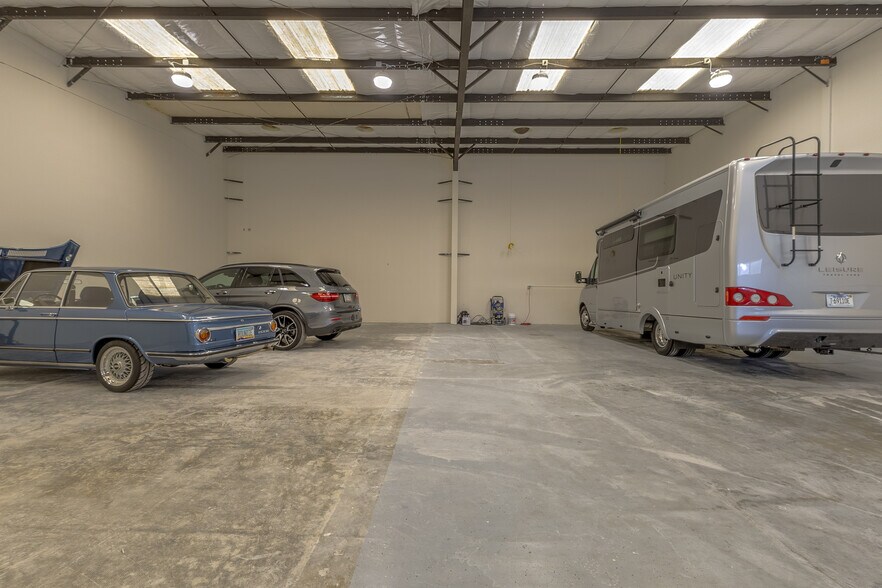 More Photos Of 2995 Dutton Ave, Santa Rosa Warehouse For Lease