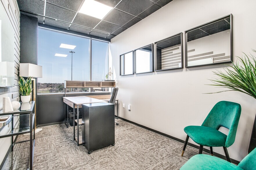 More Photos Of 511 E John Carpenter Fwy, Irving Coworking Space