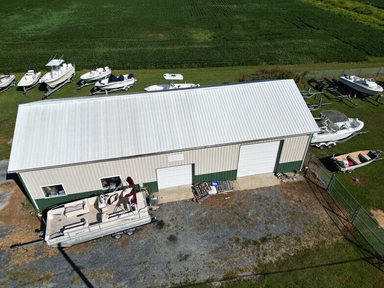 More Photos Of 1 Commerce Ln, Ridgely General Retail For Sale