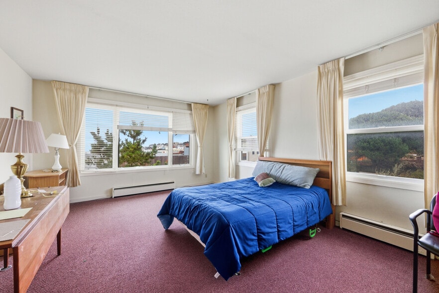 More Photos Of 3900 Balboa St, San Francisco Religious Facility For Sale