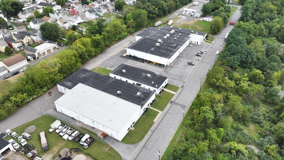 More Photos Of 125-155 Howard St, Phillipsburg Unknown For Lease