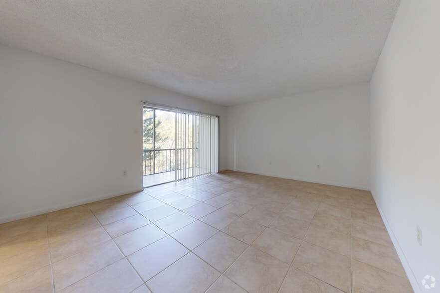 More Photos Of 8445 Springtree Dr, Sunrise Apartments For Sale