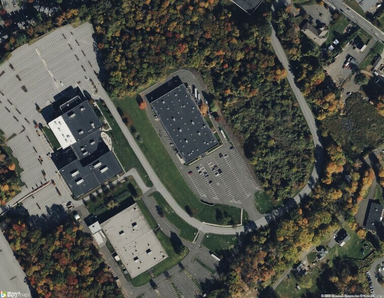 More Photos Of 36 Apple Ridge Rd, Danbury Manufacturing For Sale