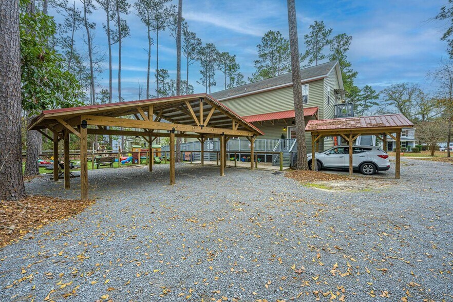 More Photos Of 141 Limehouse Dr, Summerville Daycare Center For Sale