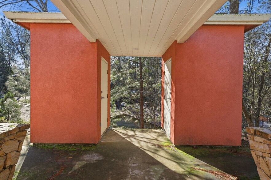 More Photos Of 1005 Fowler Way, Placerville Medical For Sale