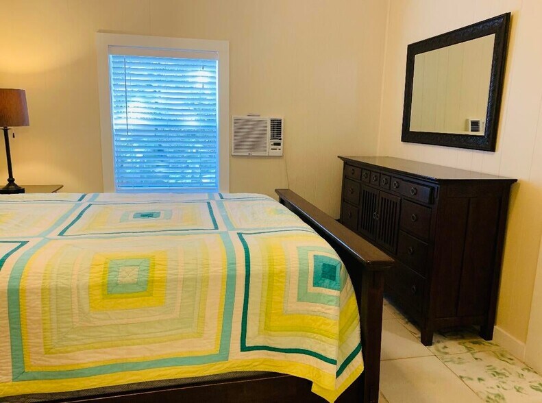 More Photos Of 1122 Simonton St, Key West Apartments For Sale