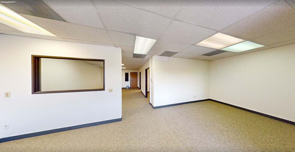 More Photos Of 370 Amapola Ave, Torrance Unknown For Lease