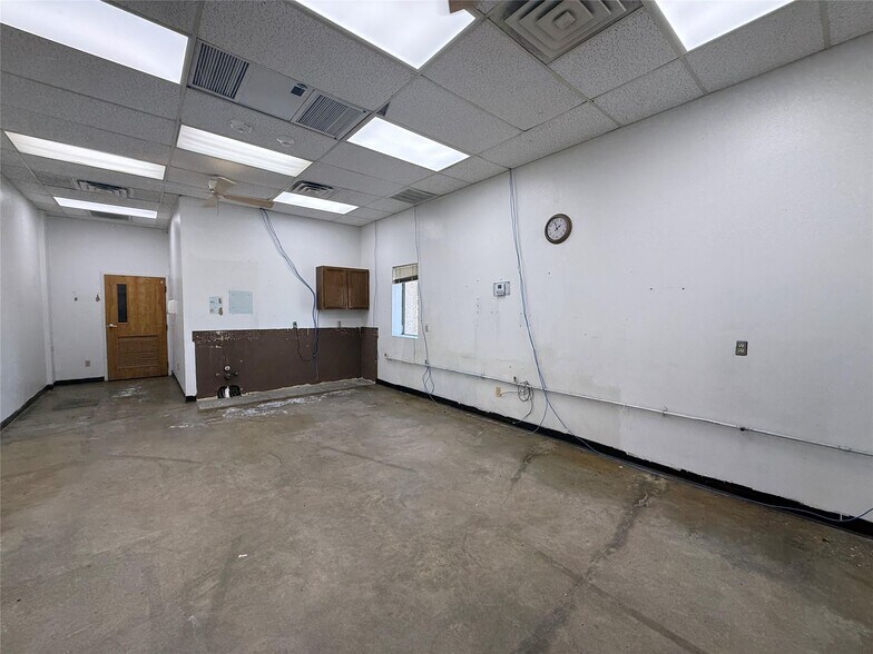 More Photos Of 4533 N FM 312, Winnsboro Industrial For Sale
