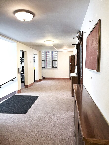 More Photos Of 1900 Oak Park Ave, Berwyn Religious Facility For Sale