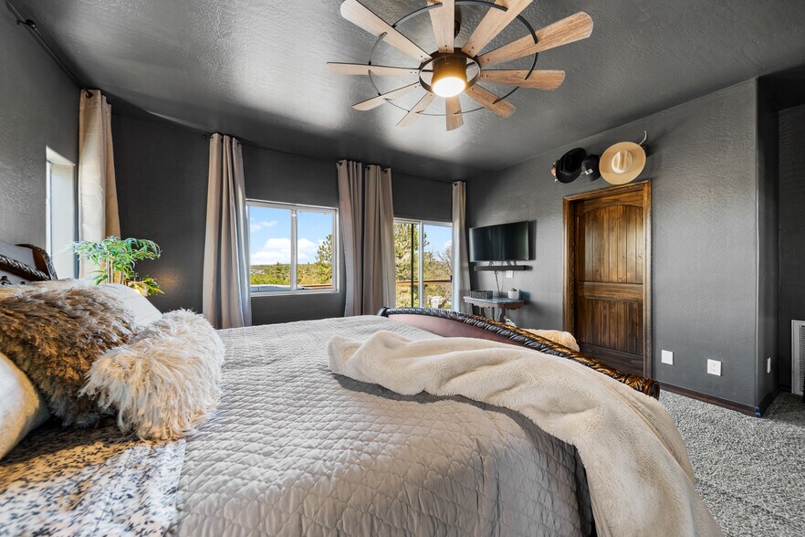 More Photos Of 7056 Bustin Dutch Trl, Show Low Multifamily For Sale
