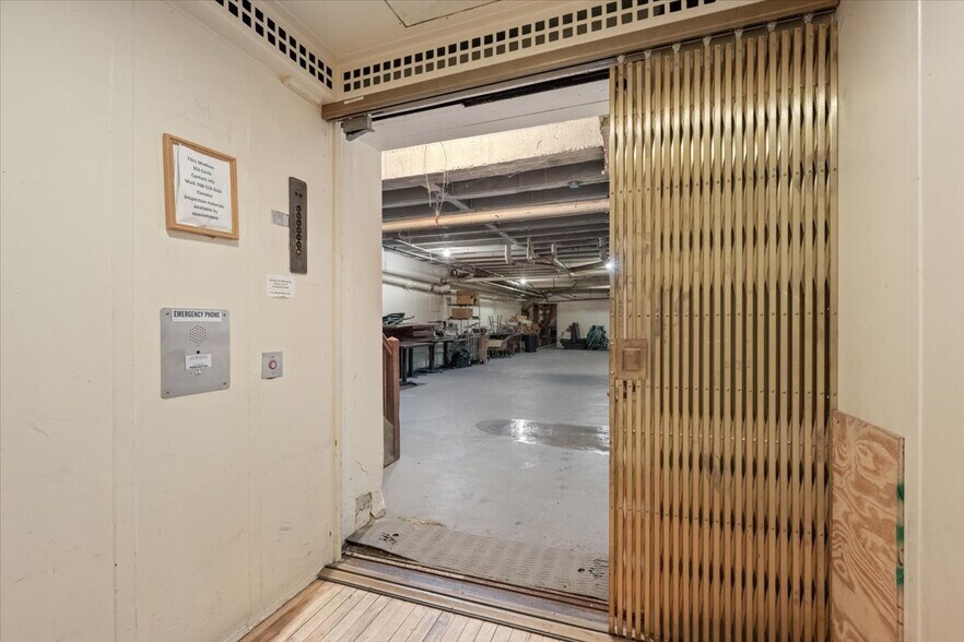 More Photos Of 7321 Madison St, Forest Park Restaurant For Sale