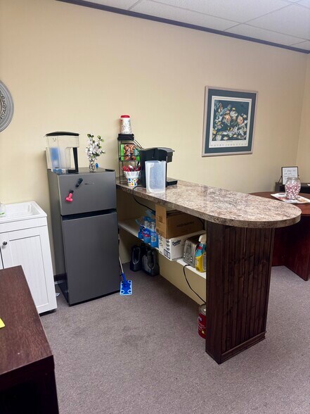 More Photos Of 5803-5807 New Jersey Ave, Wildwood Crest Office For Lease