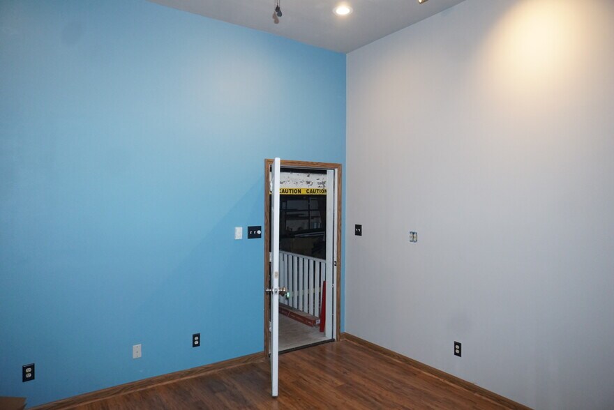 More Photos Of 540-534 Pawling Ave, Troy Freestanding For Lease