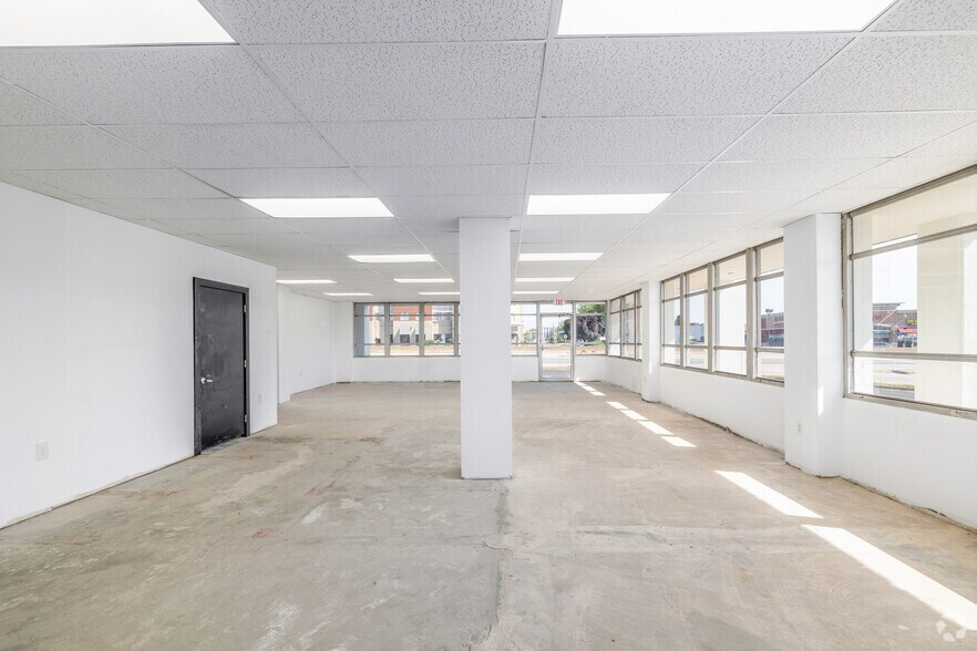 More Photos Of 6901 Old Keene Mill Rd, Springfield Office For Lease