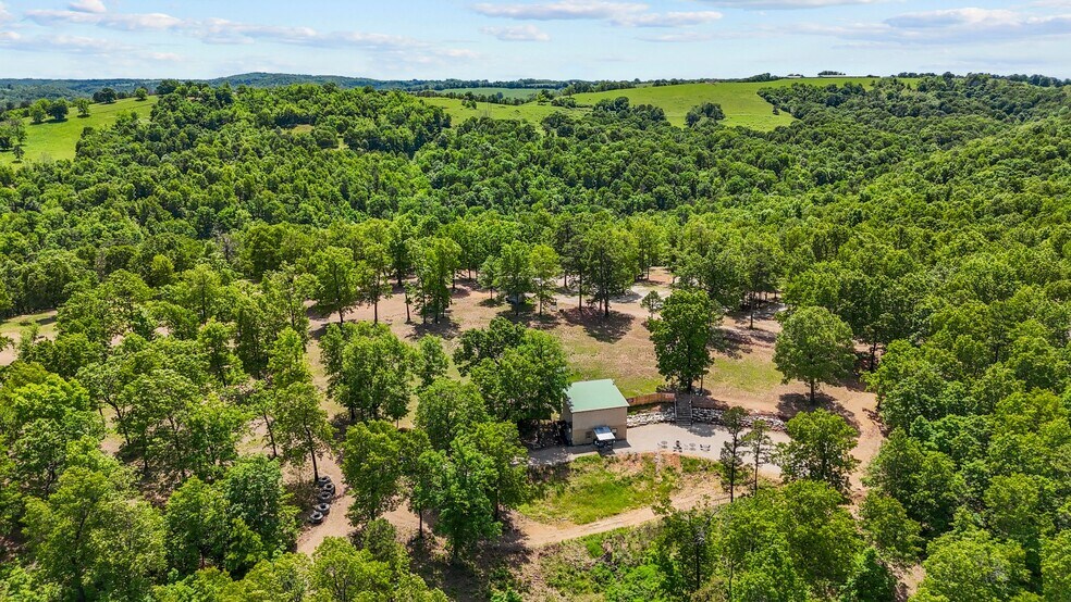 More Photos Of 10 Mint Ridge Rd, Eureka Springs Trailer Camper Park For Sale