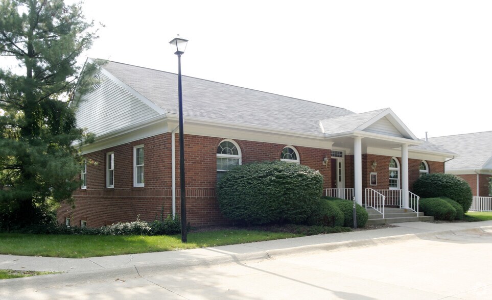 More Photos Of 312 N Cleveland Massillon Rd, Akron Medical For Sale