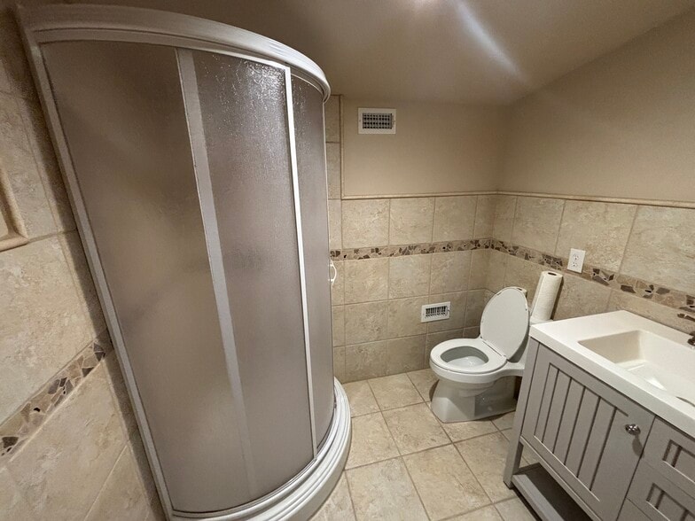 More Photos Of 2220 S Burleson Blvd, Burleson Warehouse For Sale