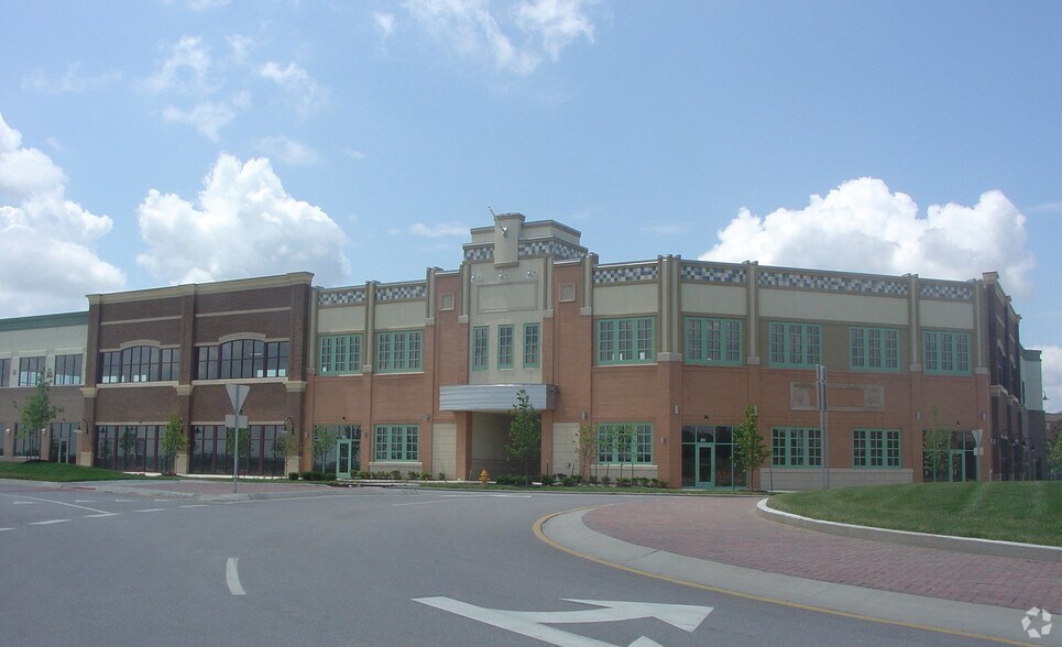 More Photos Of 400 SW Longview Blvd, Lee's Summit Storefront Retail Office For Lease