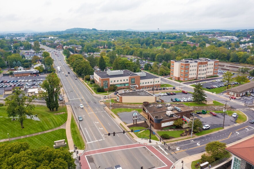 More Photos Of 1007 S Main St, Harrisonburg Restaurant For Lease