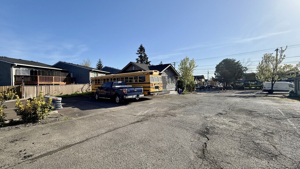 More Photos Of 220 Molalla Ave, Oregon City Restaurant For Sale