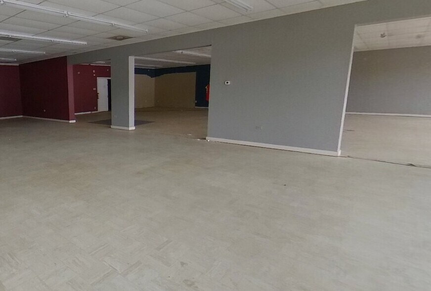 More Photos Of 1070-1076 Patton Ave, Asheville Storefront Retail Office For Lease