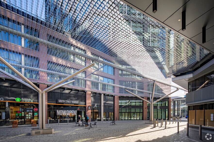 More Photos Of 130 Queens Quay E, Toronto Office For Lease