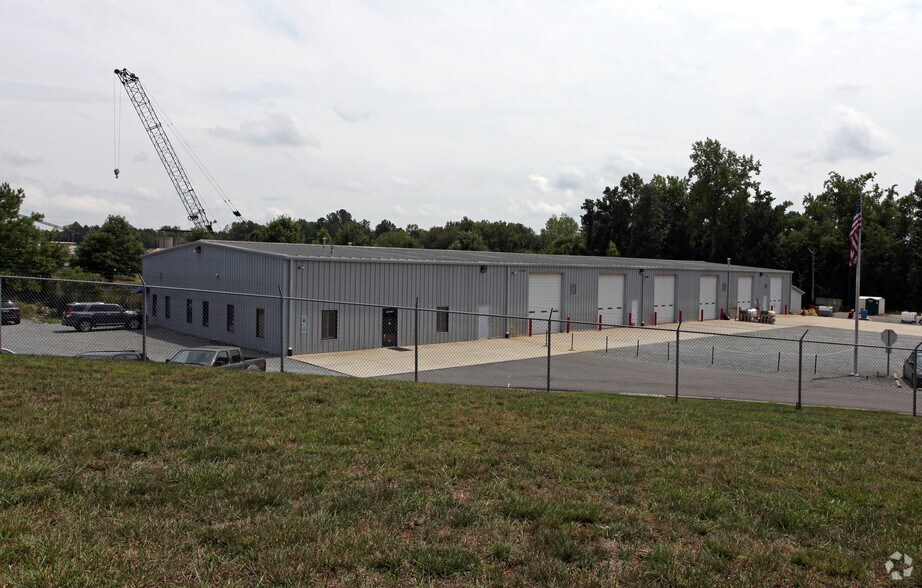 11010 Metromont Pky, Charlotte, NC 28269 Industrial For Lease